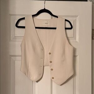 Wilfred Light Cream Sleeveless Top